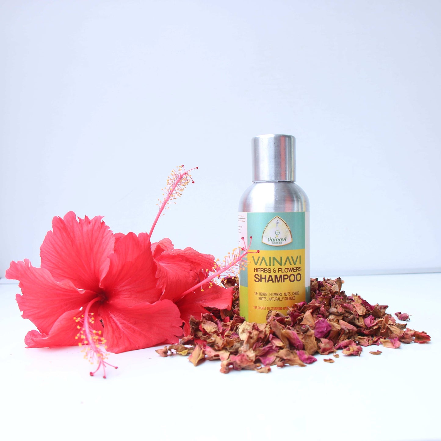 Vainavi Herbs & Flowers Shampoo